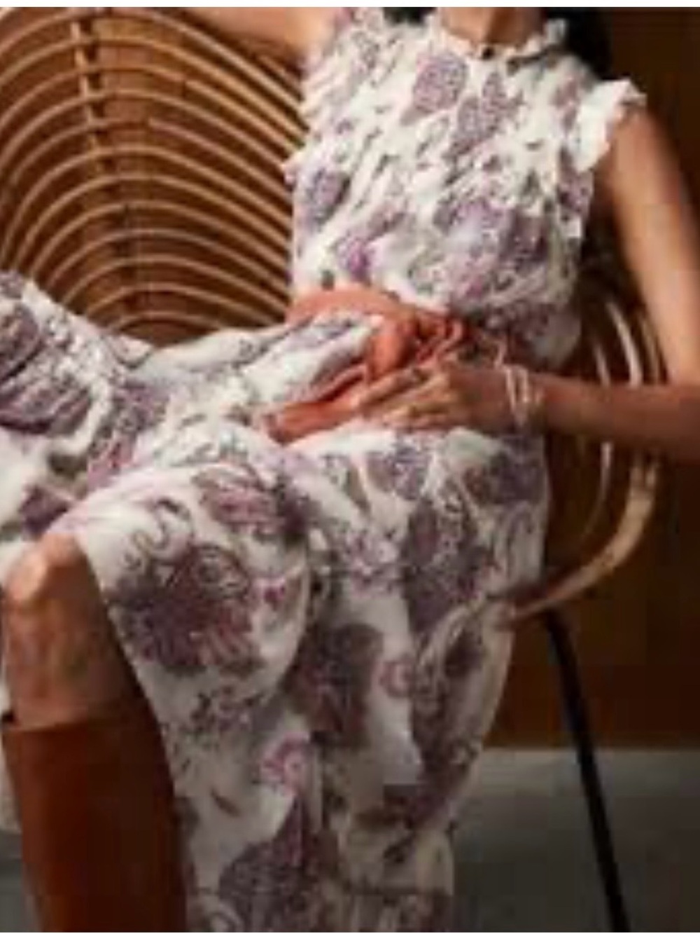 Unsubscribed Brand Tiered Midi Dress in White and Paisley Size 6